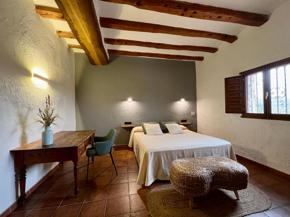 Hotel Caseta Nova Castalla Bagian luar foto