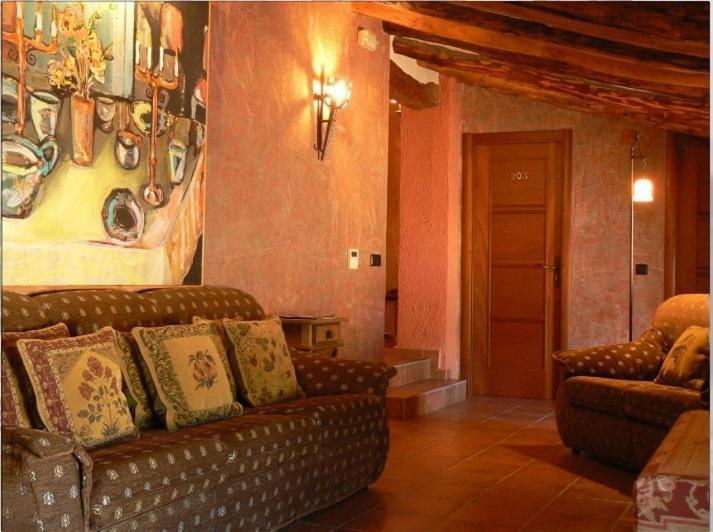 Hotel Caseta Nova Castalla Bagian luar foto