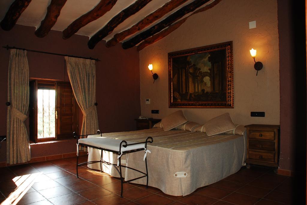 Hotel Caseta Nova Castalla Bagian luar foto