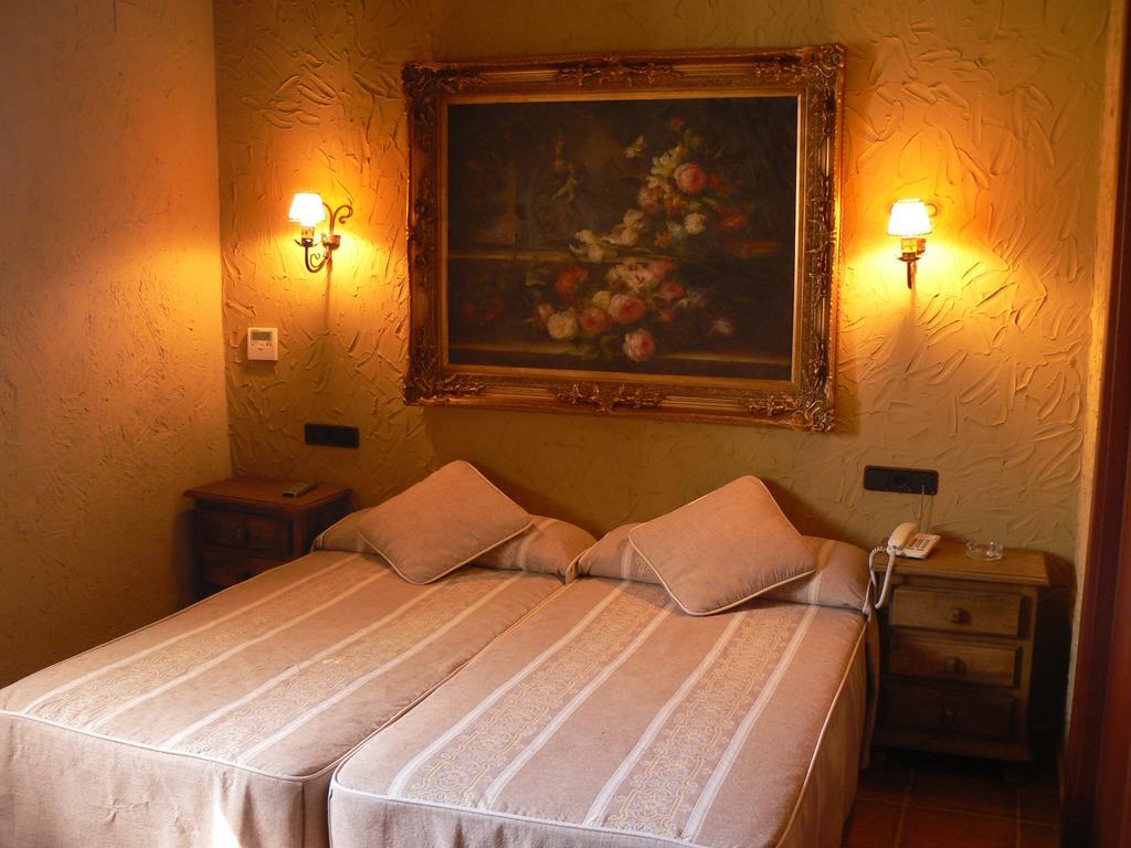 Hotel Caseta Nova Castalla Bagian luar foto