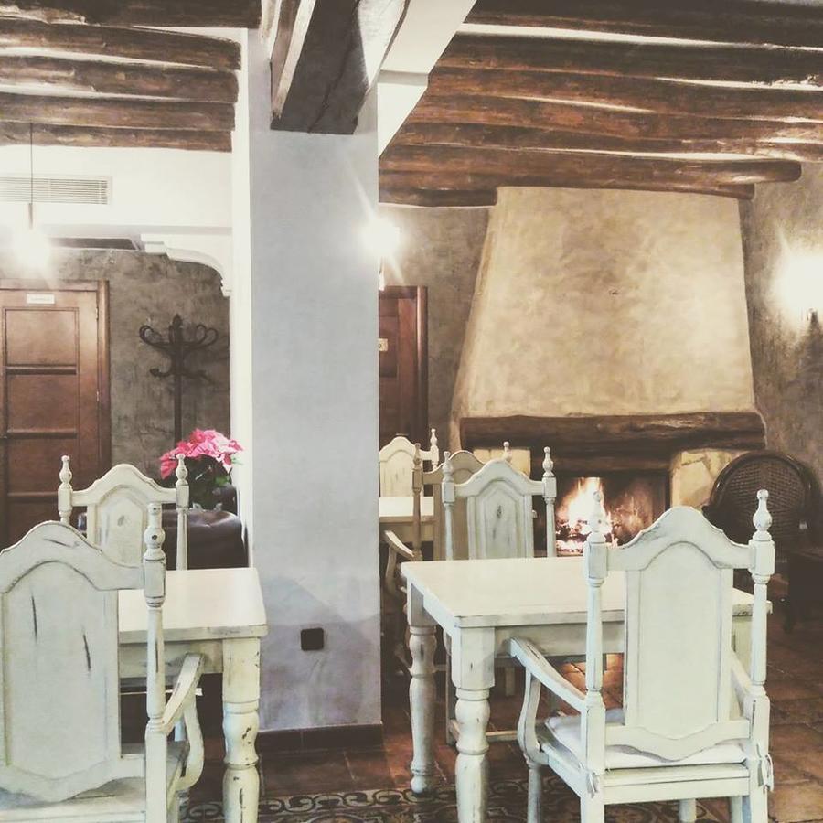 Hotel Caseta Nova Castalla Bagian luar foto